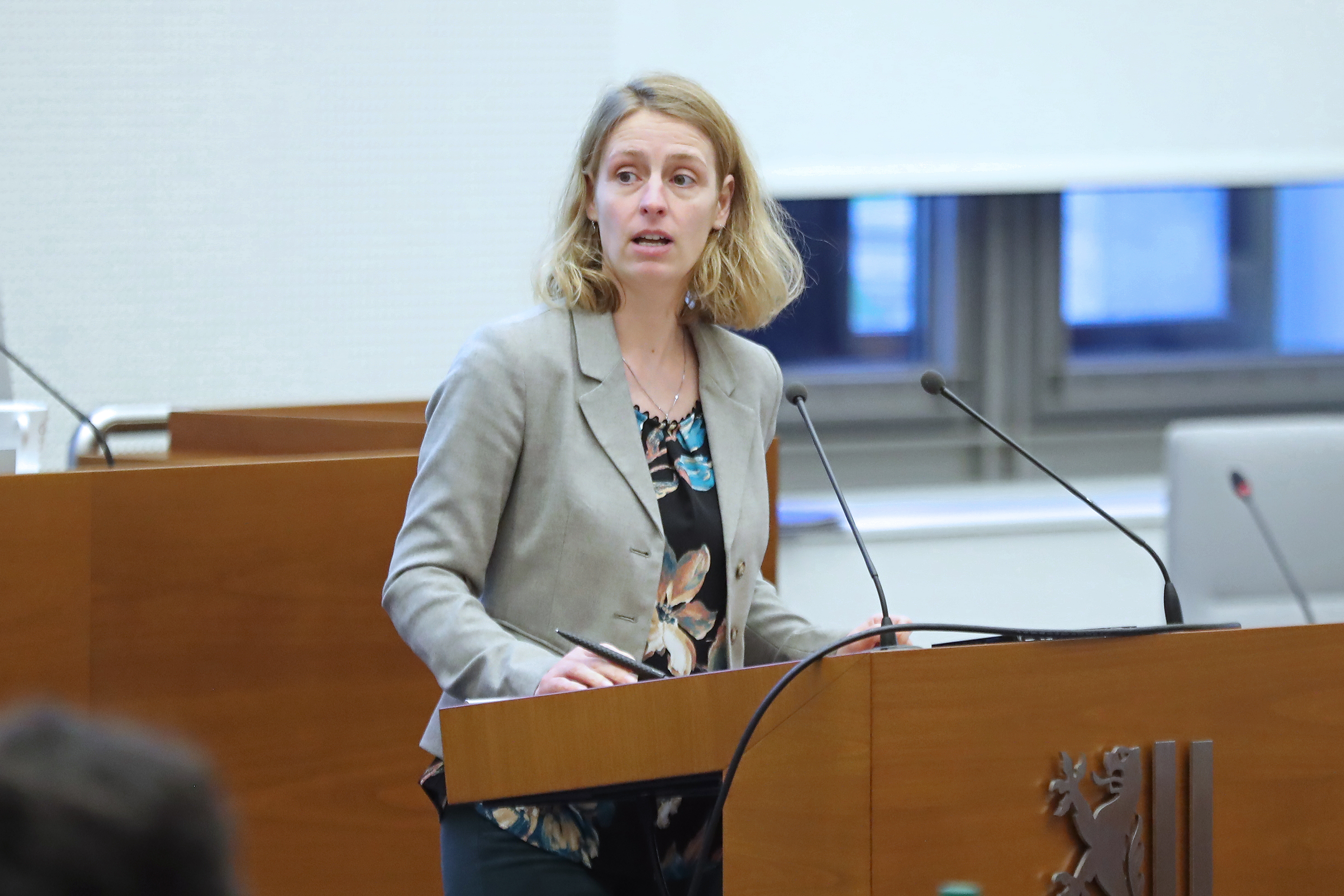 Frau Franziska Riekewald (Die Linke) im Leipziger Stadtrat am 25.04.24. Foto: Jan Kaefer