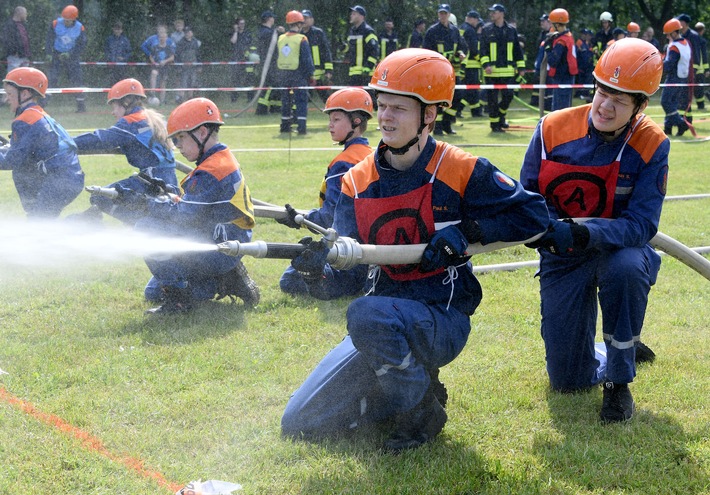 FW-RD: Amtsfeuerwehrtag in Ehndorf - Sonne und gelungene Wettkämpfe