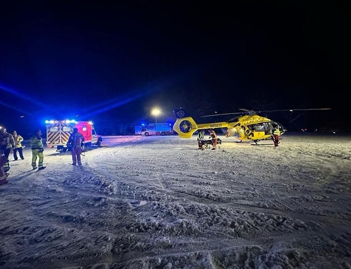 FW-Velbert: Rodelunfall am Schloss Hardenberg