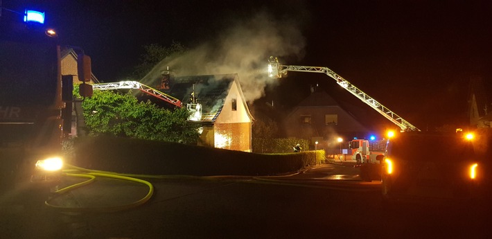 FW Witten: Gebäudebrand fordert ein Menschenleben