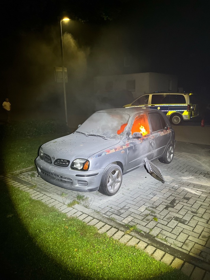 POL-COE: Coesfeld, Am Wietkamp / Auto in Brand gesetzt - Tatverdächtiger angetroffen