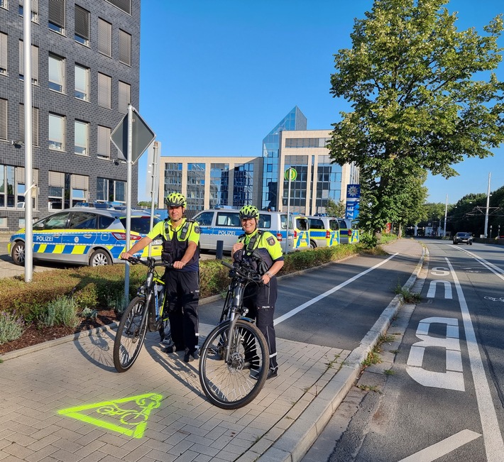 POL-BO: &quot;Sei kein Geister-Radler!&quot; - Gemeinsamer Aktionstag der Stadt Bochum und Polizei Bochum