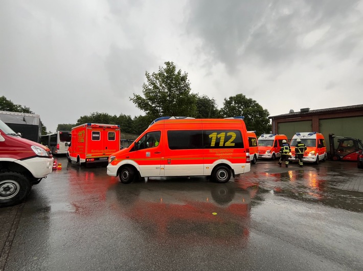 FW Kreis Soest: Pressemitteilung Unwetter Pfingstzeltlager Jugendfeuerwehren Kreis Soest