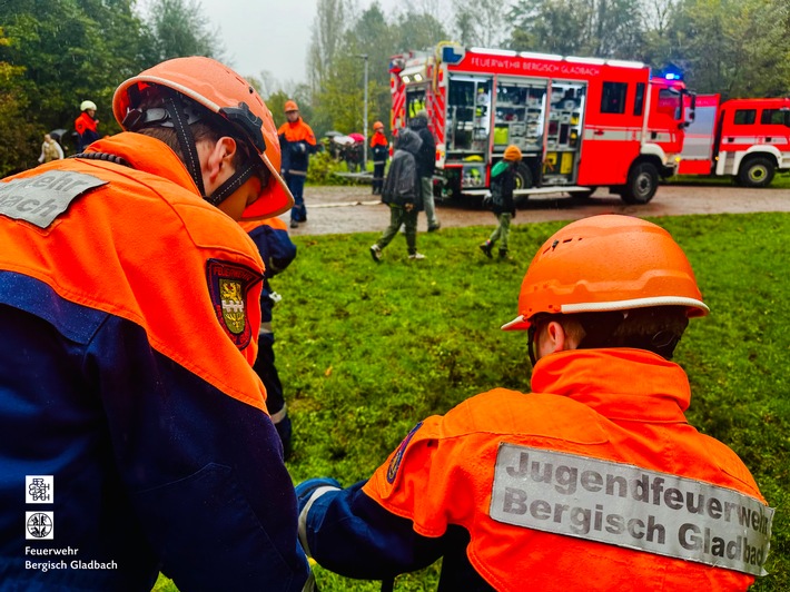 FW-GL: Einladung zum Pressetermin: Jahresübung der Jugendfeuerwehr Bergisch Gladbach